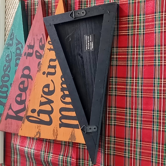 Inspirational wooden pennant signs set of 4 - Picture 7 of 7